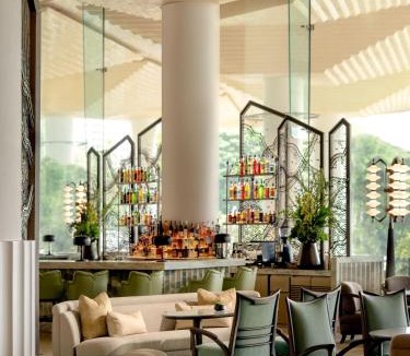 Silom Hotel | Dusit Thani Bangkok