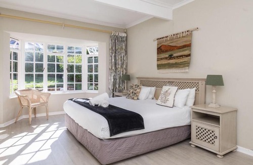 Bishopscourt Apartment | E Stamford Road