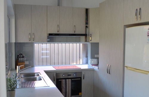 Umina Beach House | ECO House 6 minutes walk to the beach
