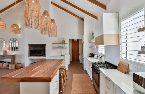 Kleinmond Apartment | Efcharisto Cottage Sea, Style & Serenity