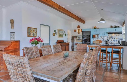 Onrus House | Elaine's | Onrus | Ocean View | Pet friendly