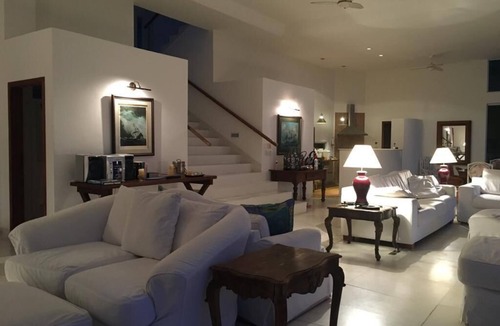 Portogalo House | ELEGANCE, STUNNING VIEW, COMFORT ALL IN ONE PLACE PORTOGALO CONDOMINIUM