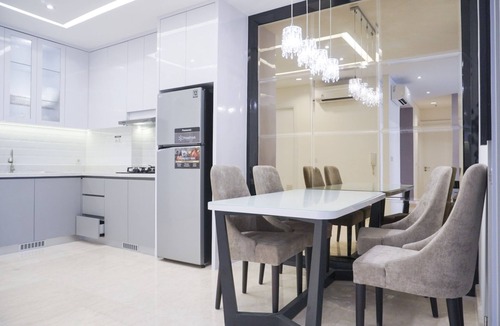 Kebayoran Lama Apartment | Elegant 2Br Apartment With Private Lift At The Kencana Residence