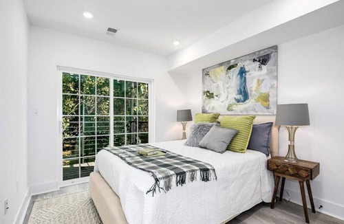 Brookland Bed & Breakfast | Elegant 2BR with Stunning City Views in DC