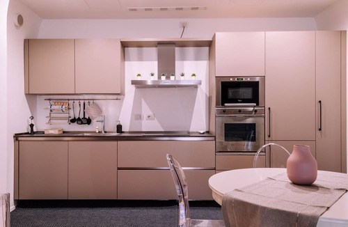 L'antico Ghetto Ebraico House | Elegante Appartamento Alle Due Torri By Wonderful Italy