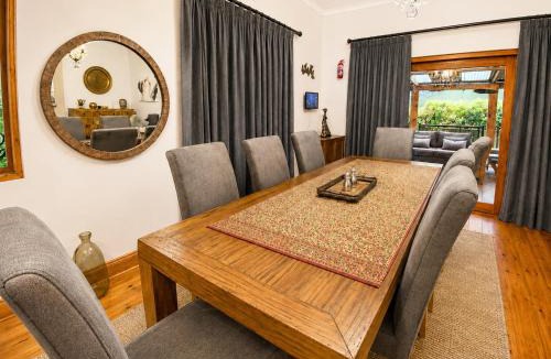 Greater Johannesburg Metropolitan Area House | Elephant Outpost Parktown, Johannesburg