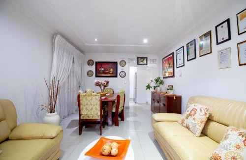 Greater Johannesburg Metropolitan Area Bed & Breakfast | Emthonjeni Bed & Breakfast
