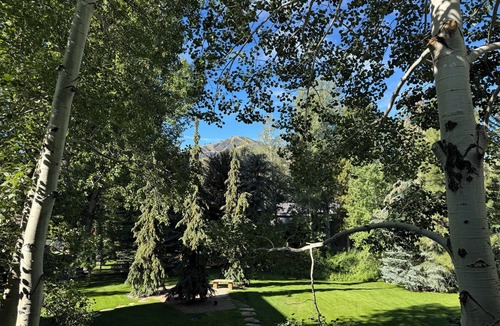 Sun Valley House | Enchanting 4 bedroom home just seconds away from Sun Valley Lodge.