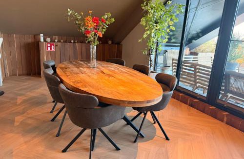 Schellinkhout Apartment | Enjoy Heaven