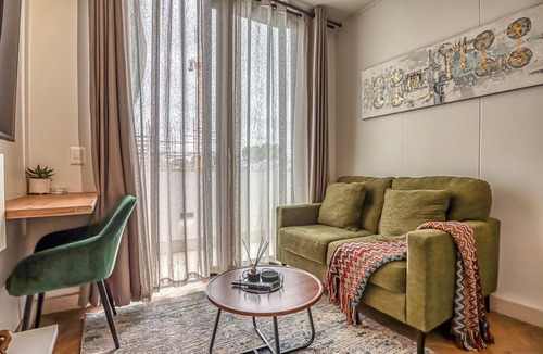 Greater Johannesburg Metropolitan Area Apartment | Enjoy your stay at the luxurious Urban Boutique apartment, Rosebank Johannesburg