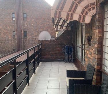 Eldoraigne Apartment | Entire Apartment in Eldoraigne, Centurion