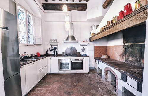 Certaldo Villa | Entire panoramic villa with private pool in the heart of Tuscany! + Wedding