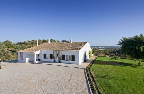 Vale Formoso House | Estate with 9 bedrooms and WiFi, fitness room in awesome Loule