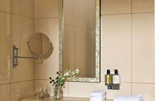 Newbold on Stour Hotel | Ettington Park Hotel