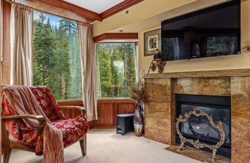 Olympic Valley Apartment | Everline Resort & Spa 701 & 703