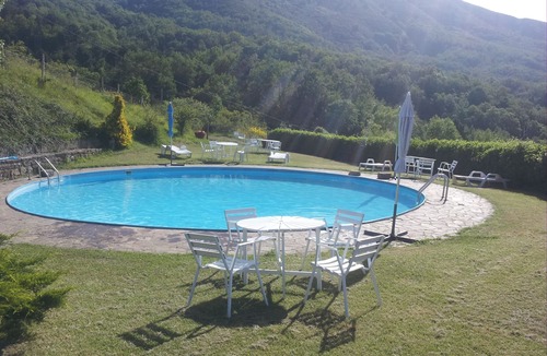 Castelfranco di Sopra Apartment | Exclusive apartment with fireplace