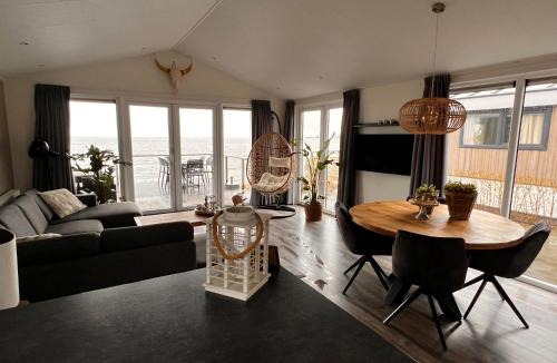 Bovenkarspel House | Exclusieve vakantievilla * Markermeer