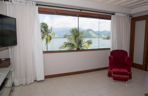Itanema House | Exclusive Villa in Angra dos Reis. Come relax in paradise.