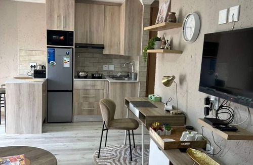 Greater Johannesburg Metropolitan Area House | Executive en-Suite, cozy, comfy and spacious