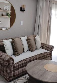 Greater Johannesburg Metropolitan Area House | Executive en-Suite - Southgate