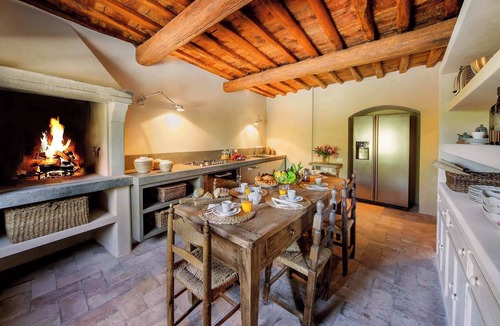 San Casciano in Val di Pesa Villa | FABULOUS 9BR-8.5BA VILLA WITH PRIVATE HEATED POOL, IN PRIME LOCATION NEAR FLORENCE!
