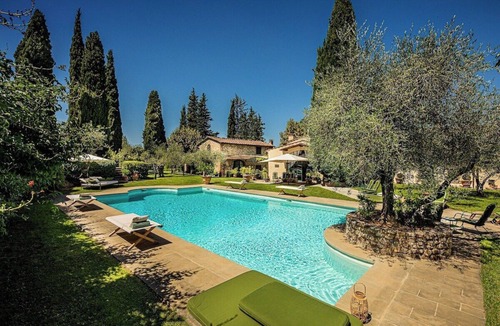 San Casciano in Val di Pesa Villa | FABULOUS 9BR-8.5BA VILLA WITH PRIVATE HEATED POOL, IN PRIME LOCATION NEAR FLORENCE!