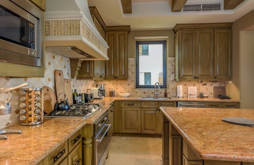 El Medano Ejidal Condo | Fabulous 3-Bedroom! Bldg #4, 5th Floor, Spectacular views!