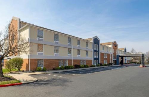 Clinton Hotel | Fairfield by Marriott Inn & Suites Clinton