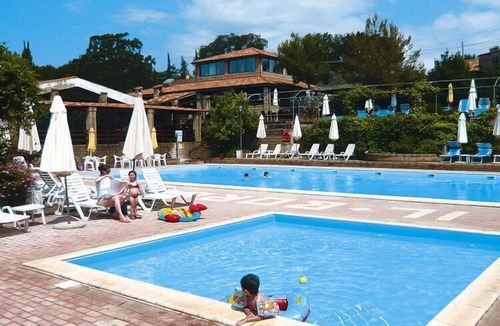 Guardistallo Apartment | Family Apartment in Guardistallo with Pool