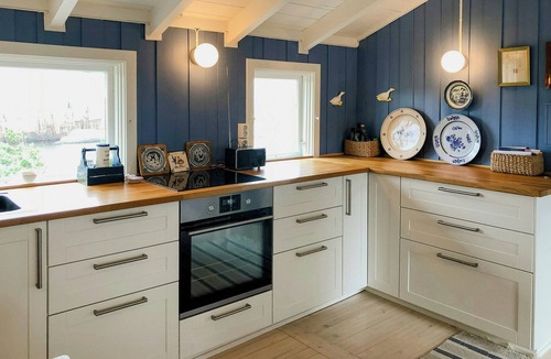 Larvik House | Family cabin by the sea with private pier