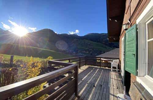 Areches Ski Chalet | Family chalet for 12, Arêches-Beaufort, near shops
