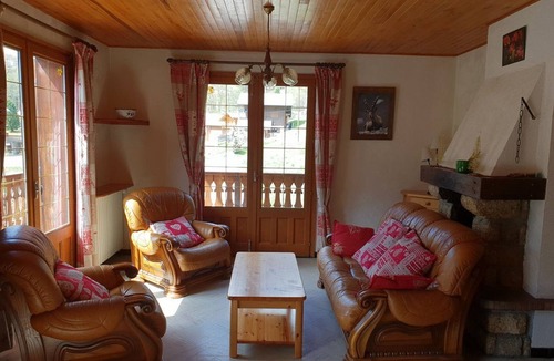 Beaufort Ski Chalet | Family-Friendly Chalet, 4 Bedrooms, Sleeps 12, Ski-in/Ski-out, Stunning Mountain Views