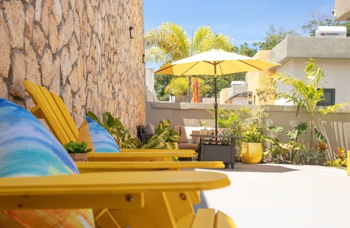 Ocho Rios House | Family friendly, contemporary home w/rooftop terrace - 5 min from the beach