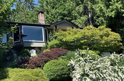 Upper Lonsdale House | Family Fun, Luxury, Private Pool, Views and Amenities Galore!
