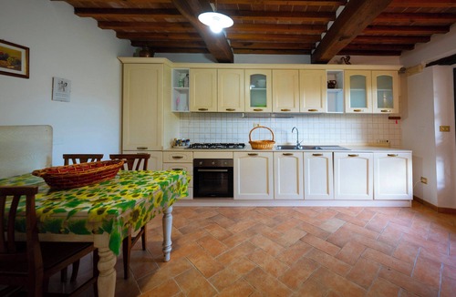 Santa Reparata House | Family Holiday Tuscan villa: Pool, fenced garden, A.C. WI.FI 14 Guests 7 rooms