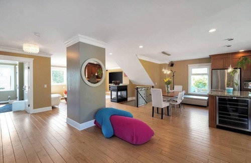 Ambleside House | Family Home: Hot Tub/Beach/Ski/Cruise Ship/Stanley Park/Capilano Bridge/Whistler
