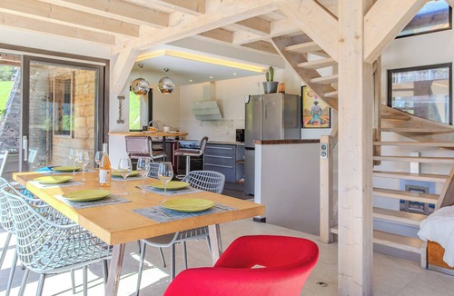 Seez Ski Chalet | Family home with garden and terrace in Séez