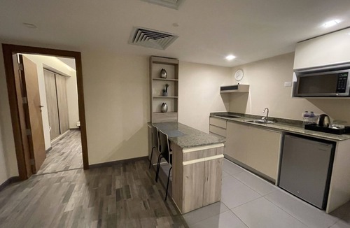Heliopolis Apartment | Family Studio King - 5 min away from Airport