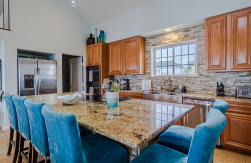 Indian Beach House | FantaSea House, Beachfront 6 BR 6BA Beauty Sleeps 19 in beds.