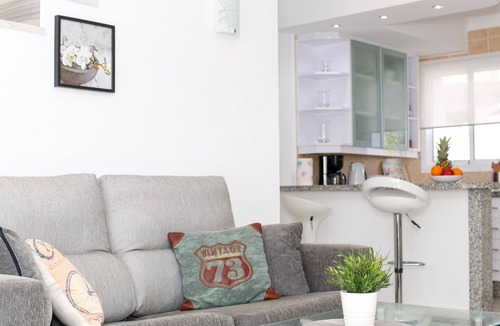 Urbanizacion Hacienda las Chapas Ski Chalet | Fantastic 1 bed townhouse close to Marbella