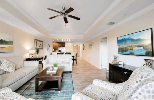 Reunion Condo | Fantastic Reunion Getaway only 6 miles from Disney