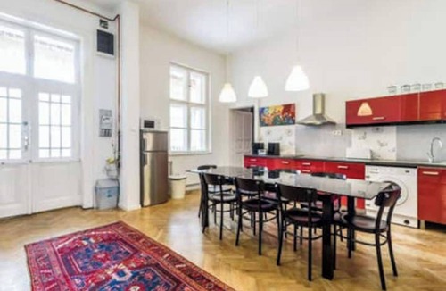 Csarnok negyed Apartment | Fantastique Appartement Pour 13 Personnes Avec 3 Salles de Bain