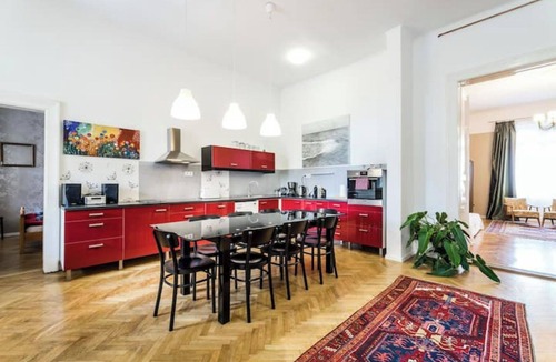 Csarnok negyed Apartment | Fantastique Appartement Pour 13 Personnes Avec 3 Salles de Bain