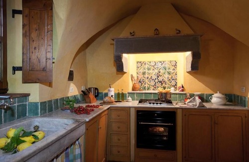 Sesto Fiorentino Apartment | Farm in Tuscany, apartment in Villa, garden and pool