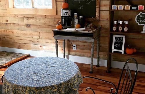 Lexington Cabin | Farm Store Loft perfect after a Busy Day