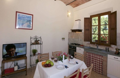Torre A Castello House | Farmhouse in Tuscany near Siena & Hot Springs