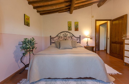 Peccioli House | Farmhouse Apartment (Lilac 2+2) Volterra Area, San Gimignano, Pisa