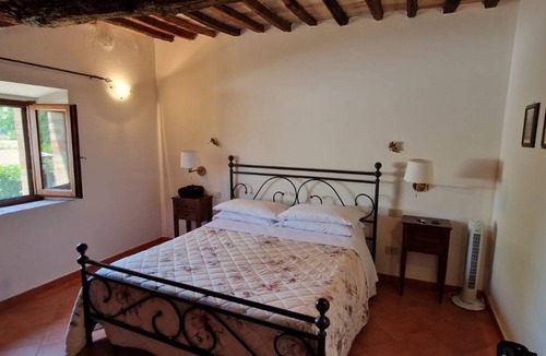 San Macario In Monte House | Farmhouse Il Canneto apartment in the countryside of Siena and San Gimignano