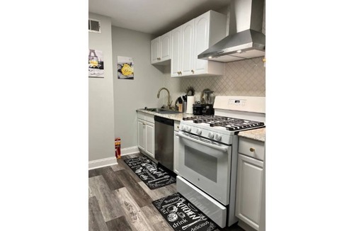 Downtown Baltimore House | Fed Hill w Deck Walk Score 95 Steps from Harbor