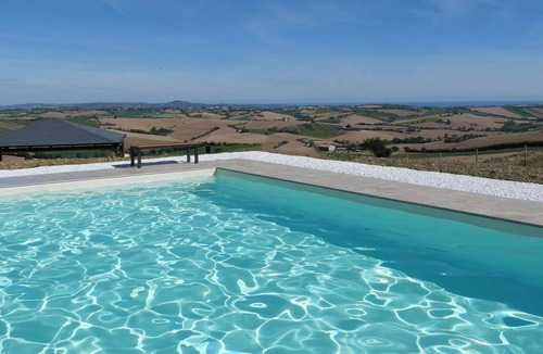 Ponte Rio House | Ferienwohnung mit Pool und Panoramablick